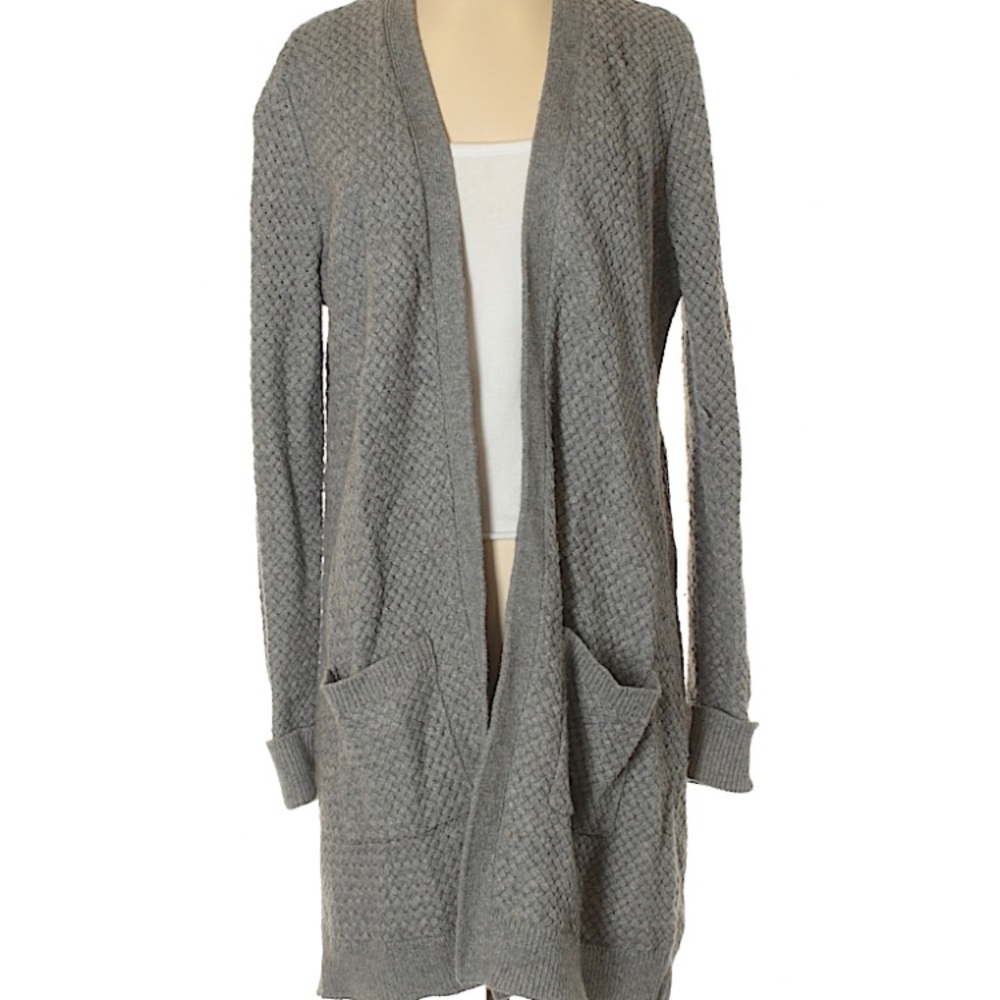Grey cardigan ❤️